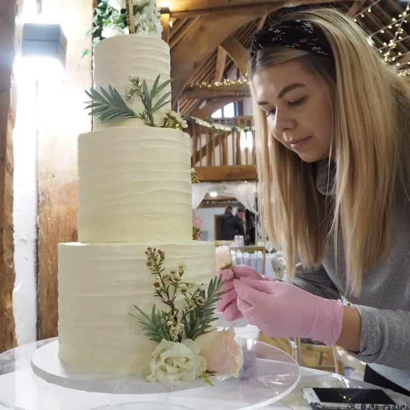 Abby, founder of Wedplicity and owner of Bakebella wedding cakes